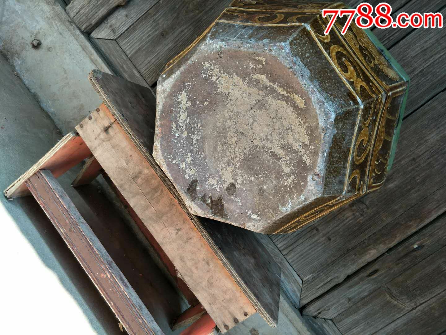 八角画缸,包老完整特价3600元9品￥3,60099清末民国黄釉"福禄寿"