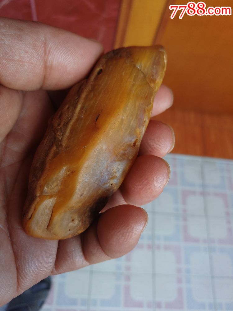 124克黄龙玉原石