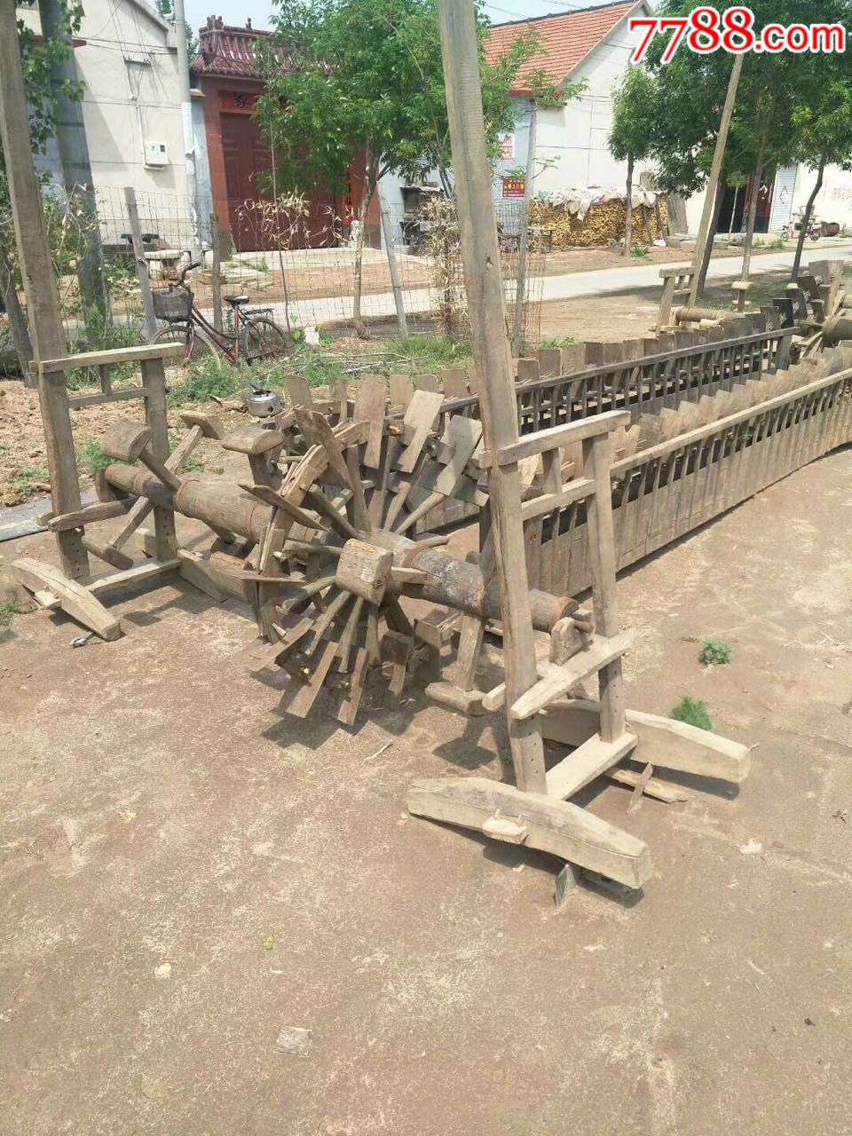 清代四人脚踏水车品相完整正常使用民俗物件