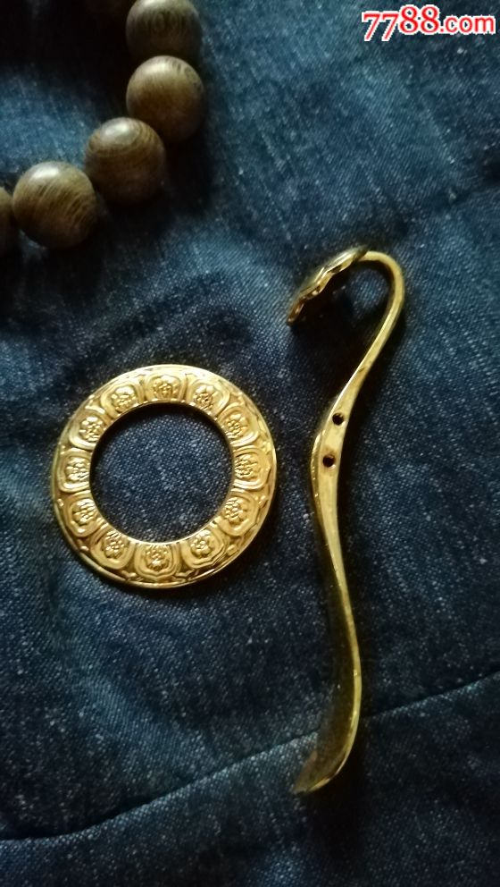 银鎏金,莲花圈袈裟扣一套