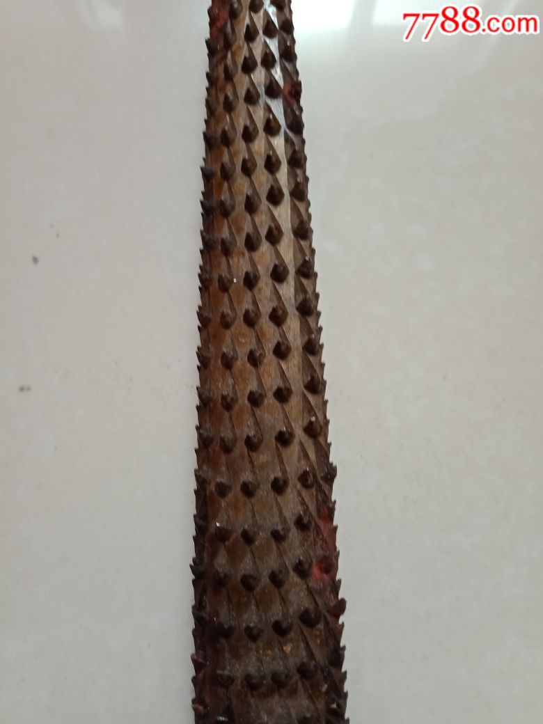 非常老的铁搓一把