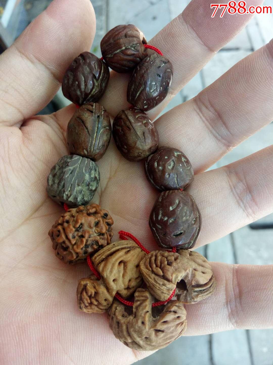 老辟邪桃核一串!