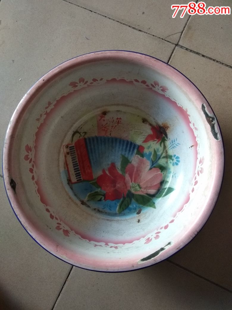 搪瓷盆