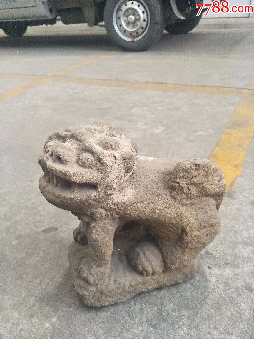 元代砂石狮子(1076)