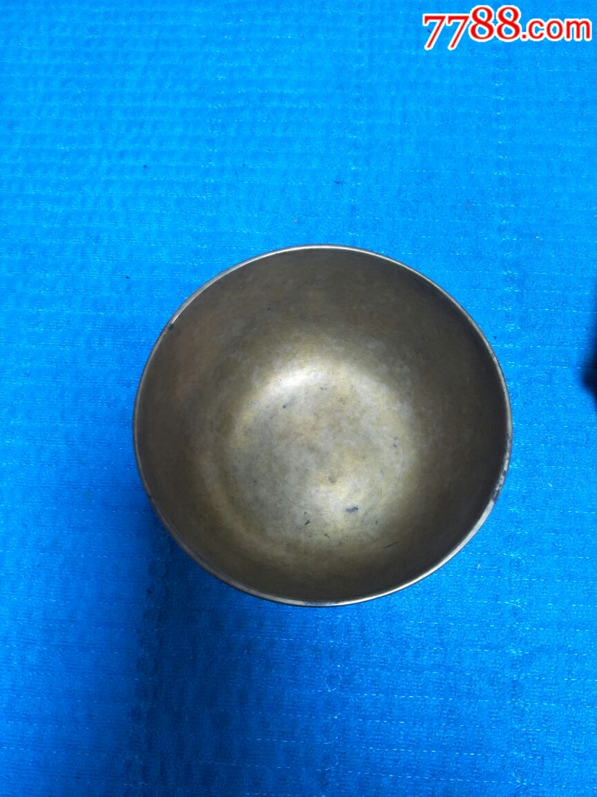 宋代铜碗图片