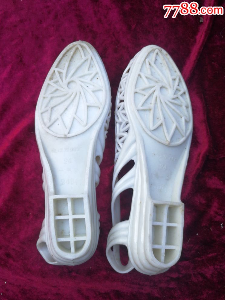 塑料女士凉鞋.38号