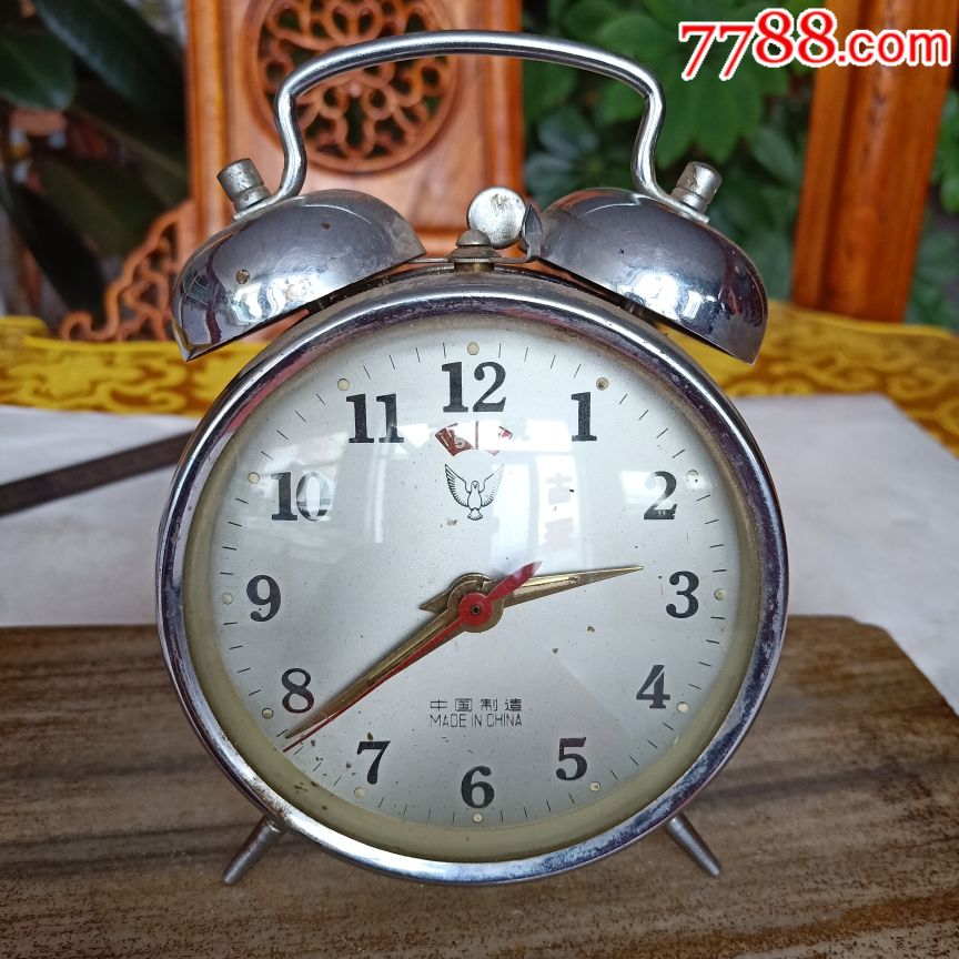 60年代中国制造小闹钟使用正常包老保真