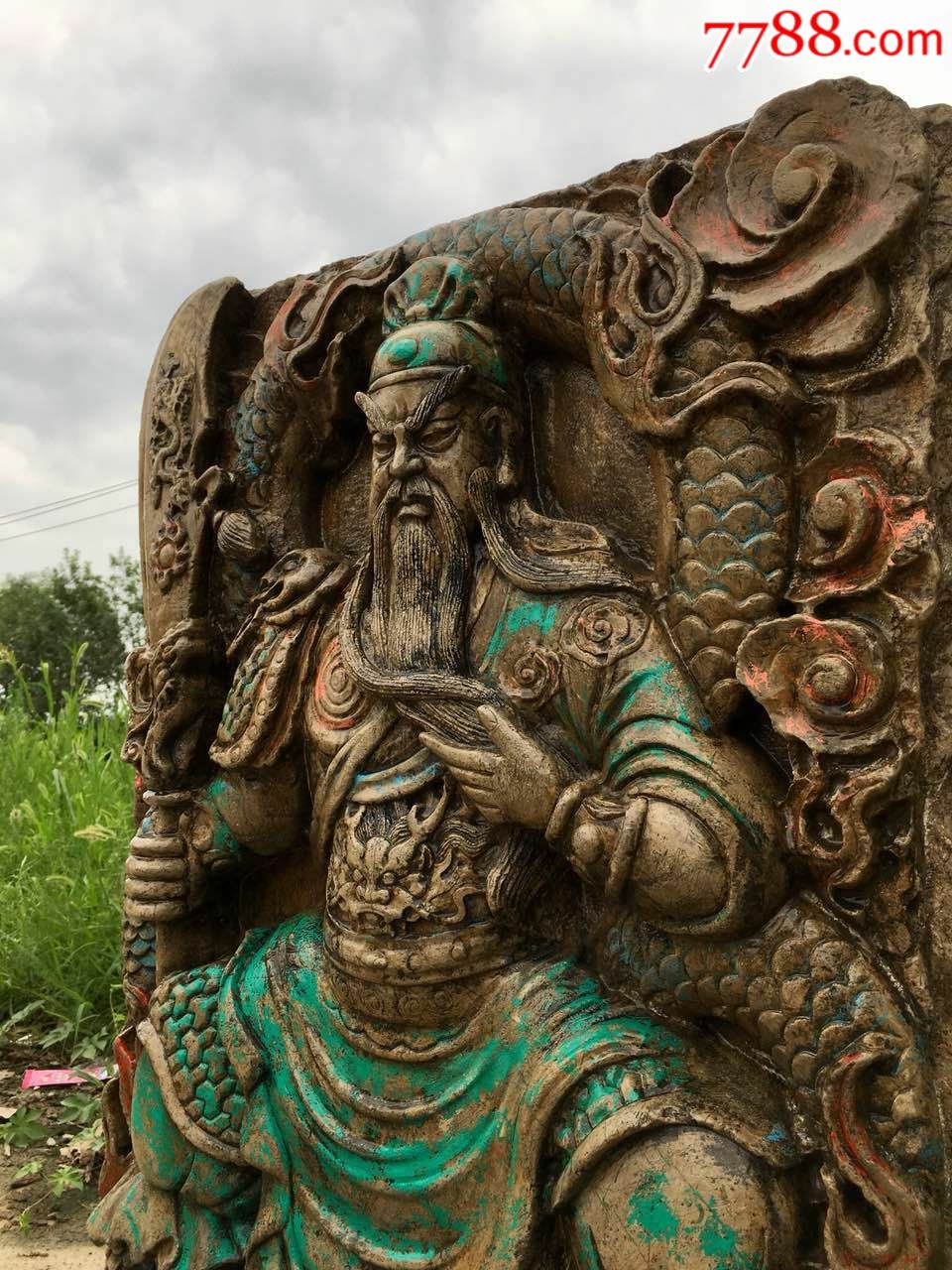 武财神,踏龙关公青石彩绘,高95公分宽64公分高浮雕,雕工精湛!