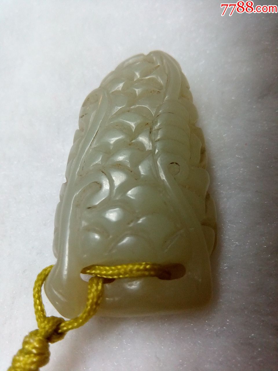 老和田玉葡萄扇坠