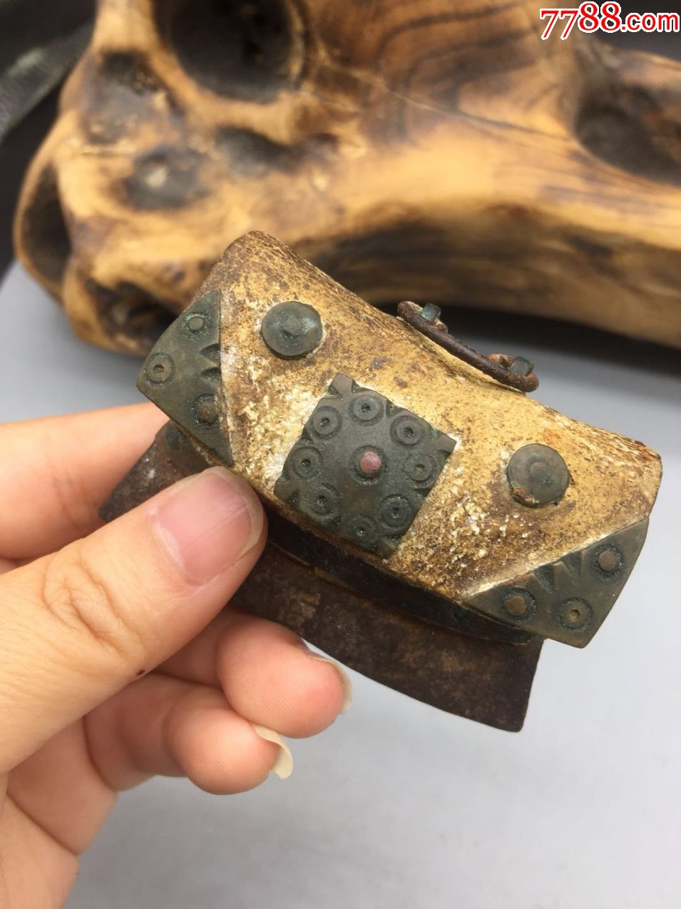 老火镰,尺寸6.3*4.8厘米,品相如图,特价260包快递