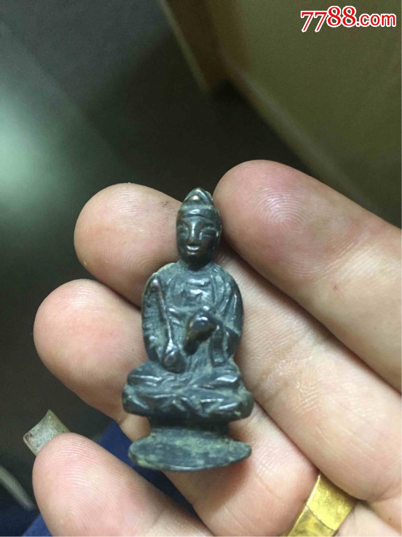 辽金小佛_铜像/铜佛像_第6张_7788铜器收藏