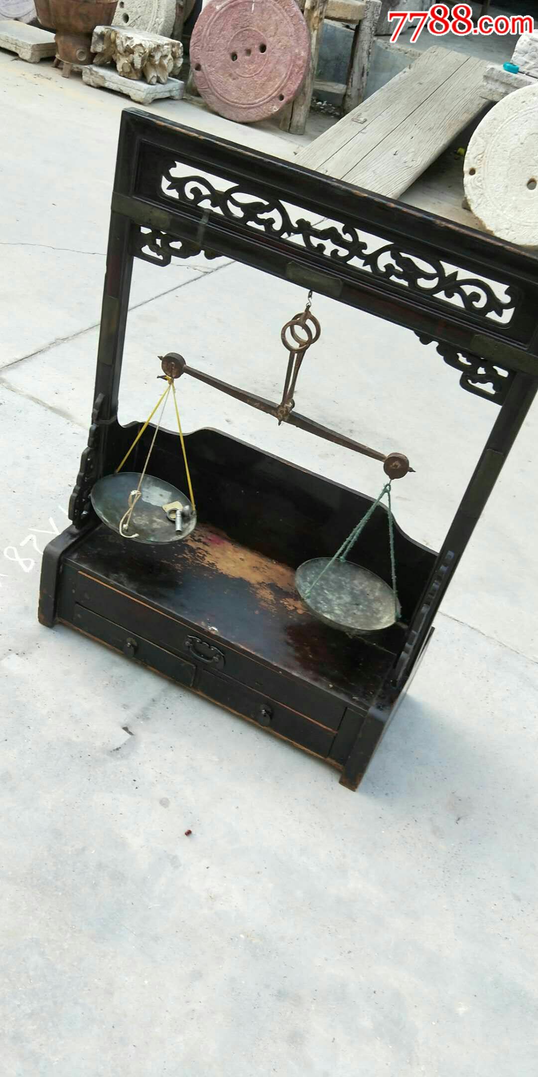 清代老店甫用过的全品核桃木天平称一件做工精制漂亮原头货全品无修品