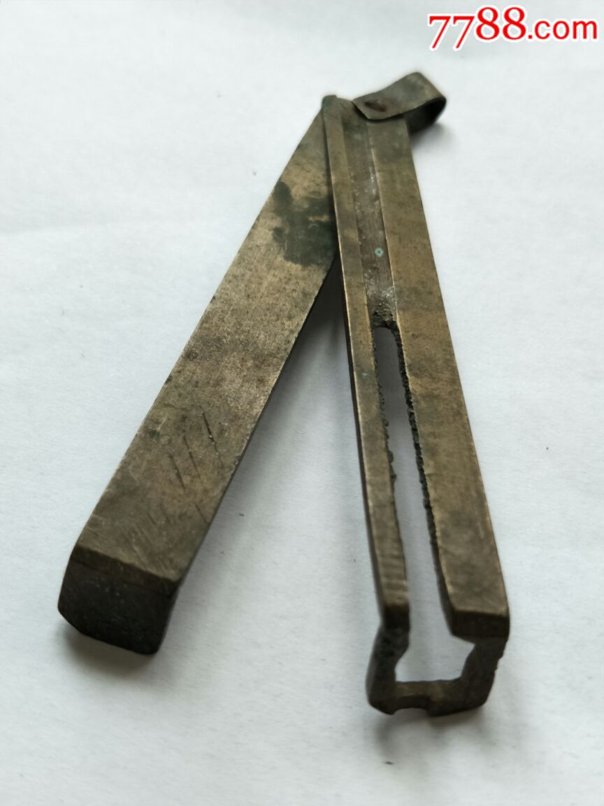 清代铜钥匙两个一套长81