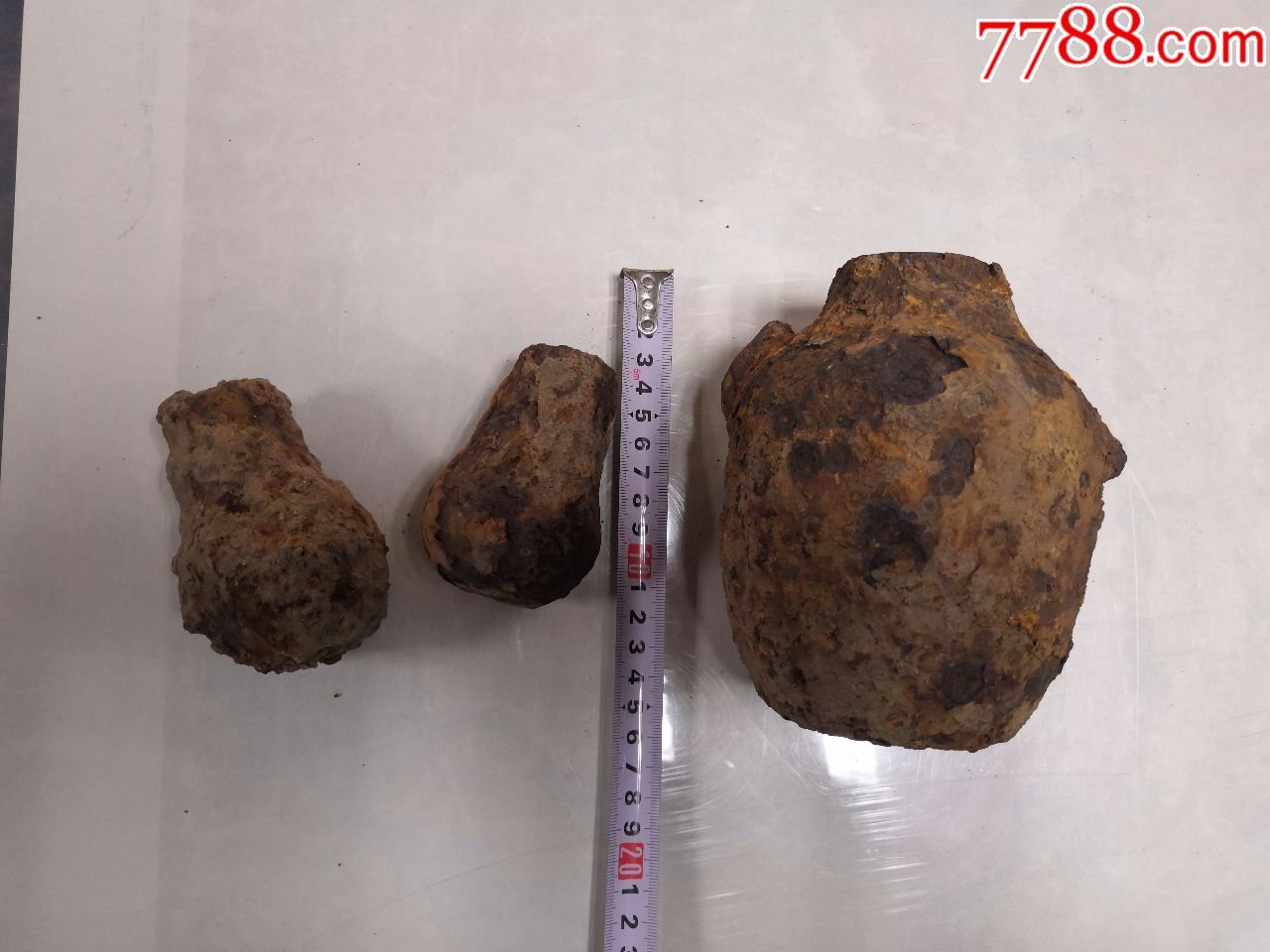 红色收藏抗战时期八路遗留的铁疙瘩3个内空品弱适合展览