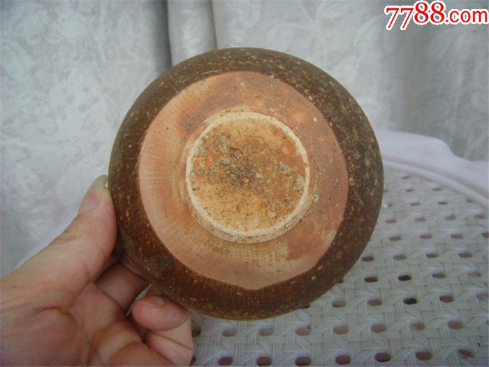 宋代酱釉茶盏