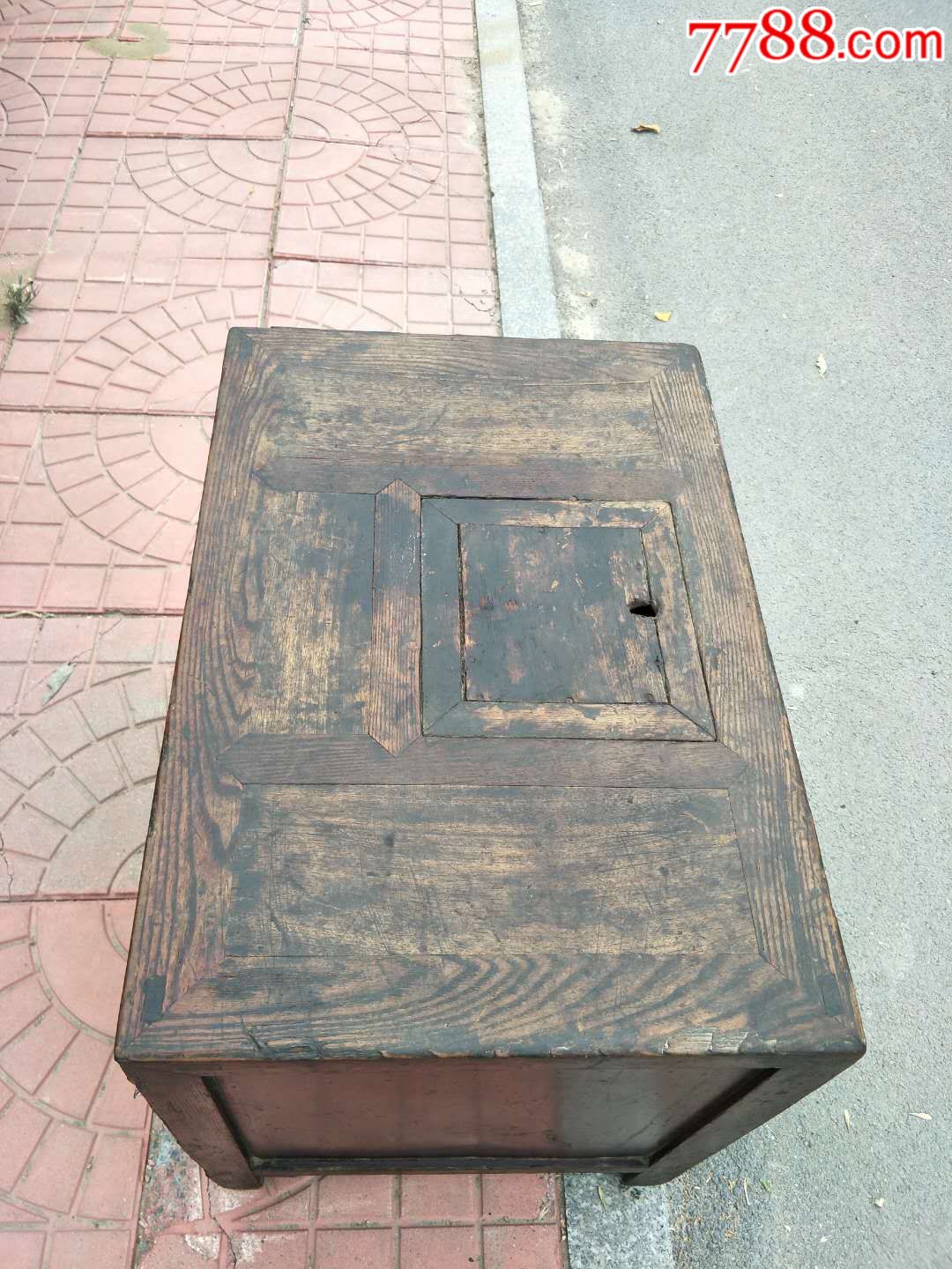 老钱柜,也称:座柜.古代人做生意放钱箱柜,完美,漂亮的!