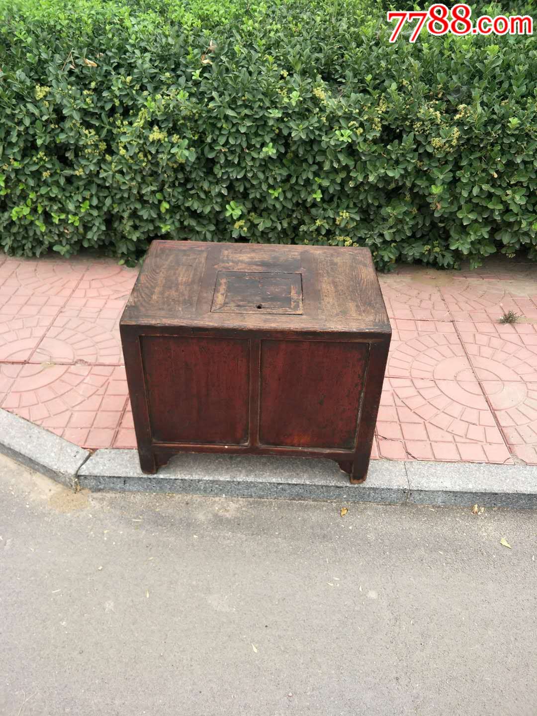 老钱柜,也称:座柜.古代人做生意放钱箱柜,完美,漂亮的!