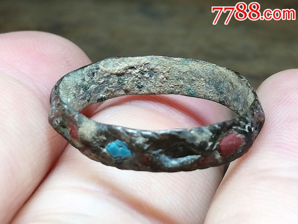 唐代带镶嵌青铜指环