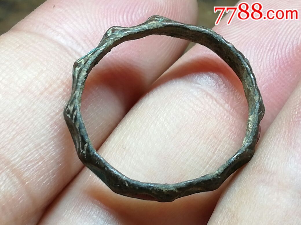 唐代带镶嵌青铜指环