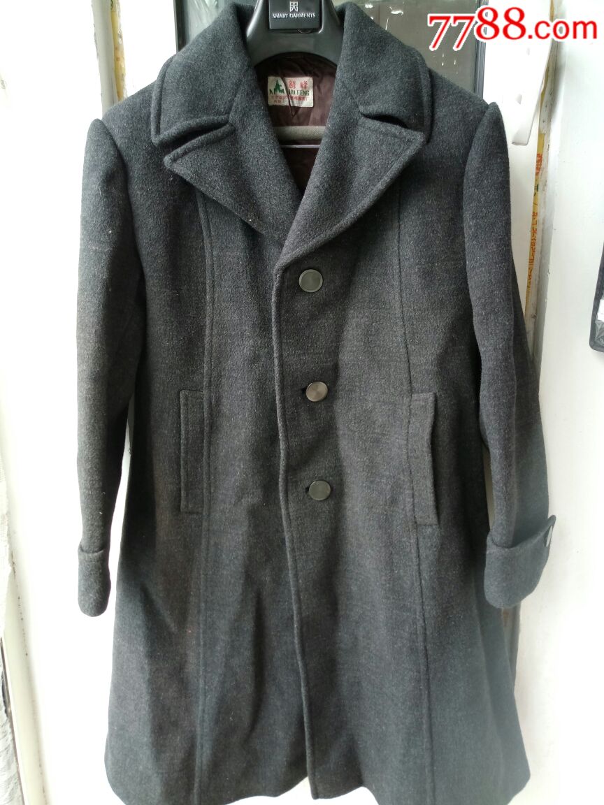 老款女式呢子大衣