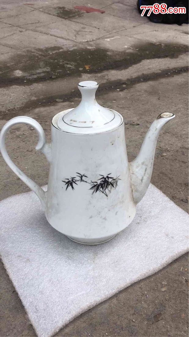 出口创汇大瓷壶