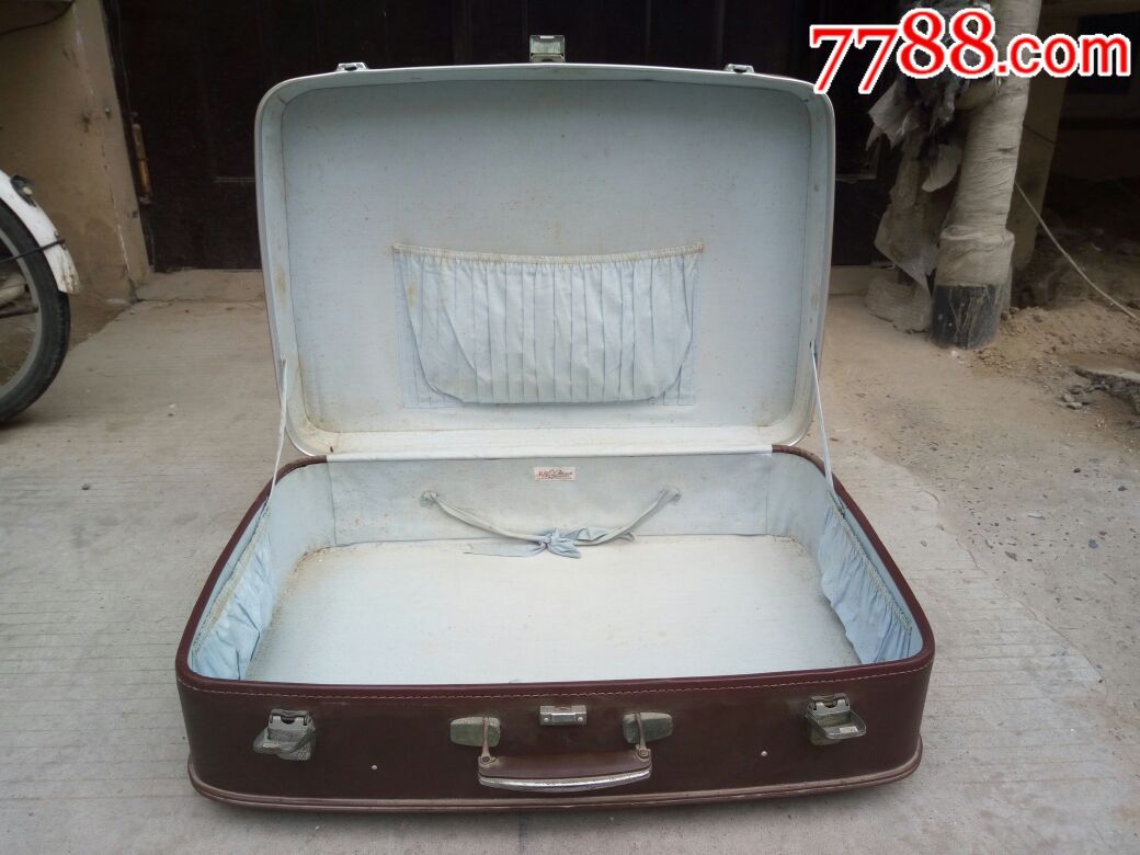 七十年代的老皮箱影视道具大皮箱手提箱