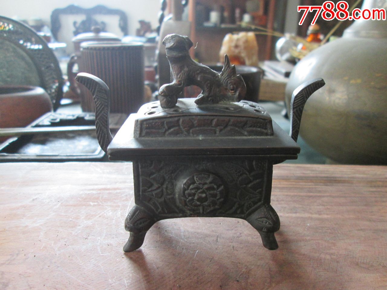 民国四角兽足方型双耳狮钮炉顶满工熏香炉