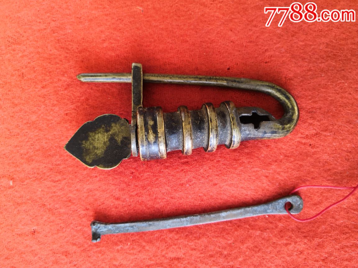 清代精品3道箍小牛尾锁