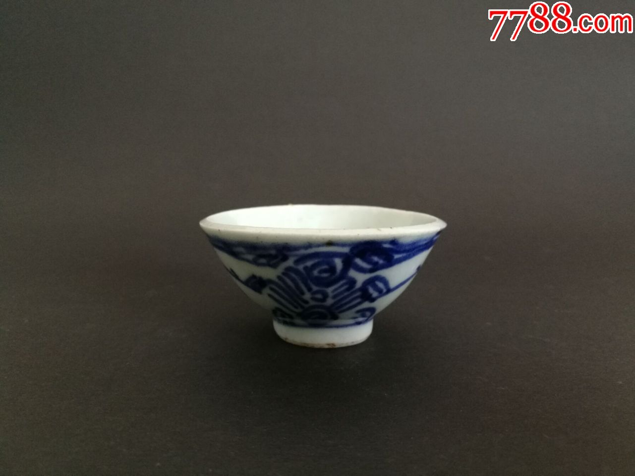 清代青花小酒杯