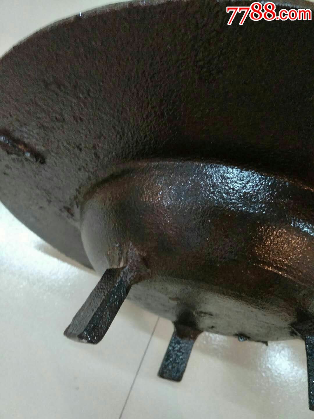 清朝铸铁火盆,完整无残,包老,品相好