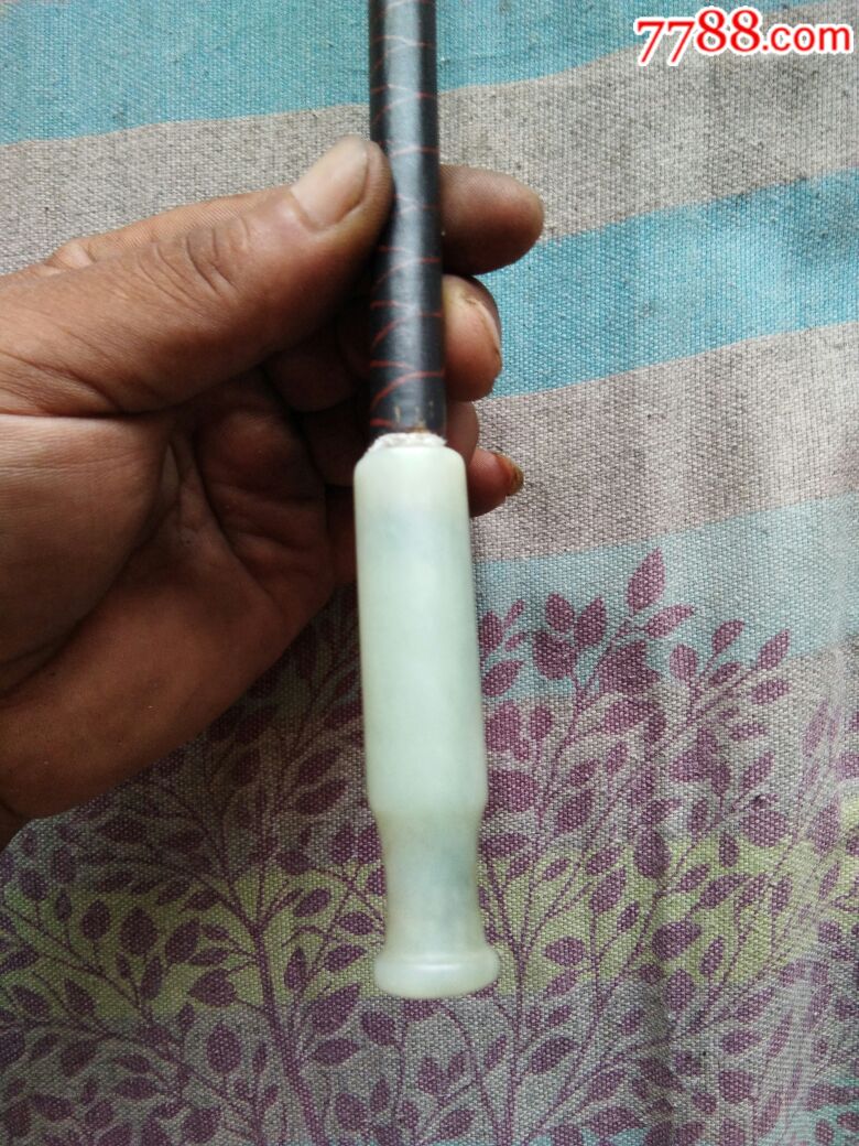 和田玉烟袋锅子