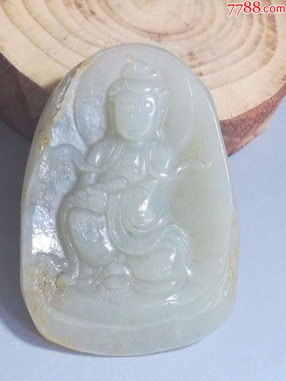 青海山流水料青白玉质观音菩萨