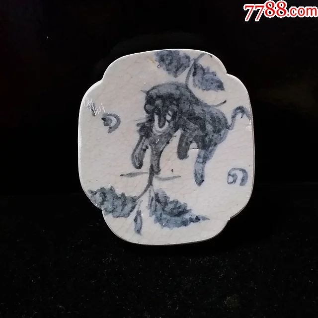明代少见牛纹杯垫青花古瓷片68