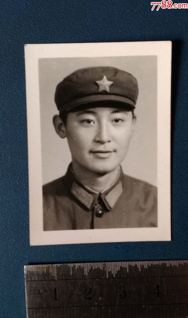 军人----帅小伙-价格:3元-se61000075-老照片-零售-7788收藏__收藏