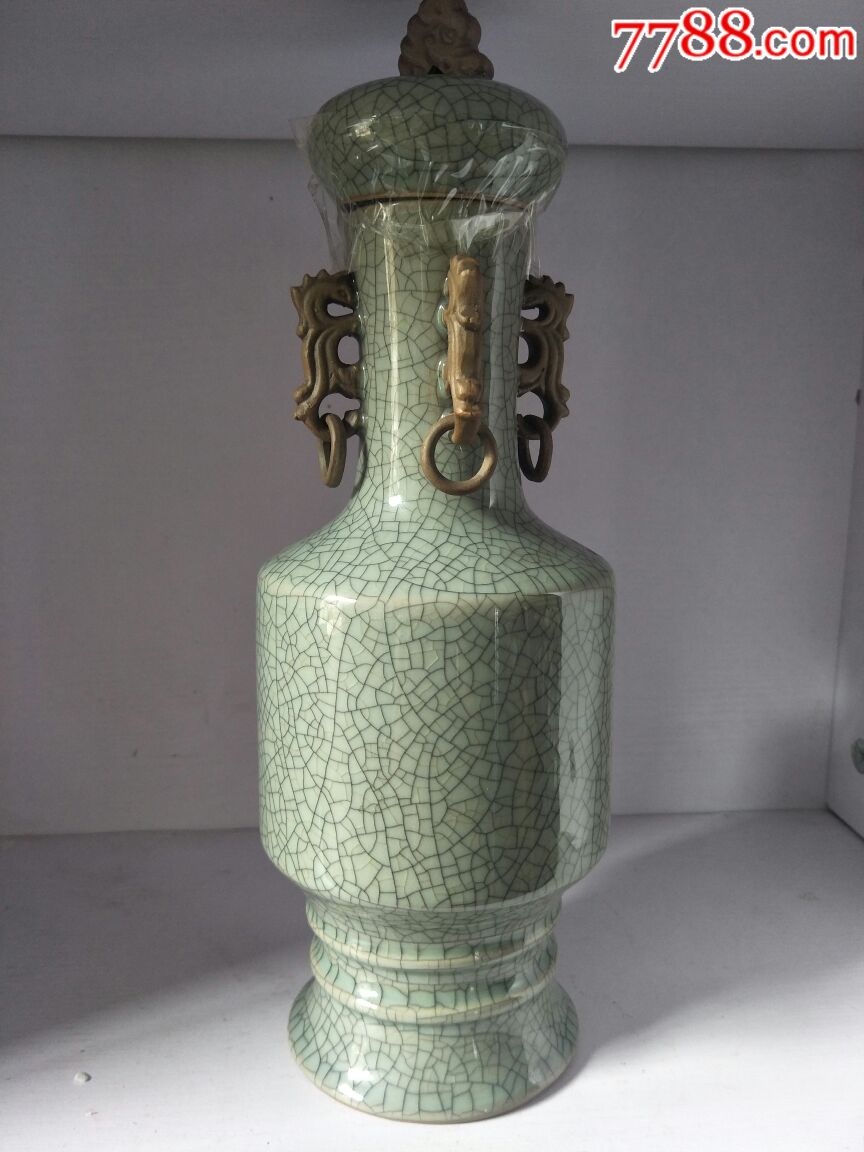 稀少哥窑老酒瓶