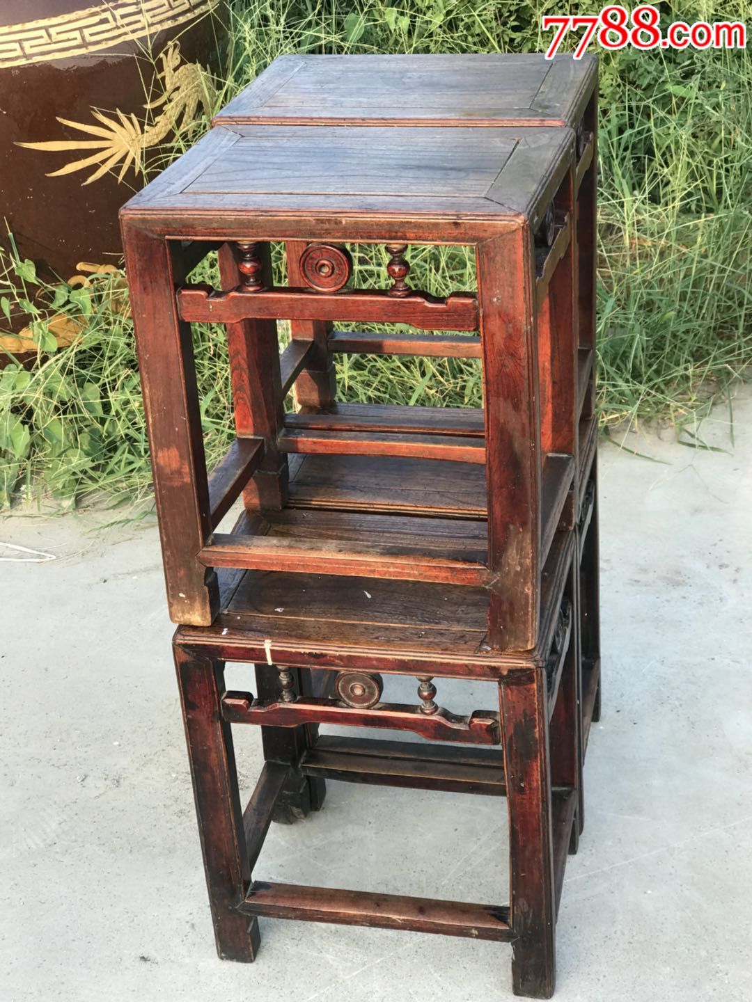 民国红榉方凳四个一套.做工精细.包浆浑厚.品相一流