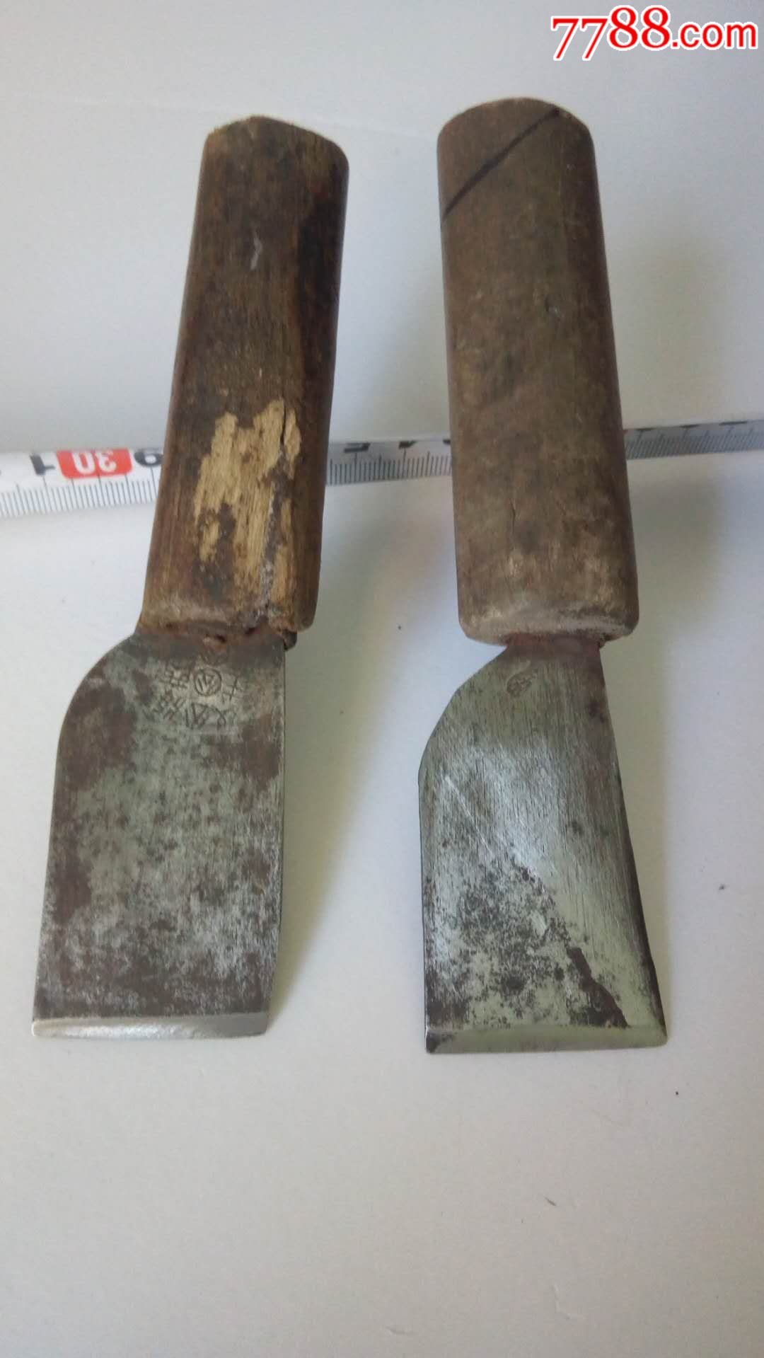 民国时期遗留木工工具小扁铲两把