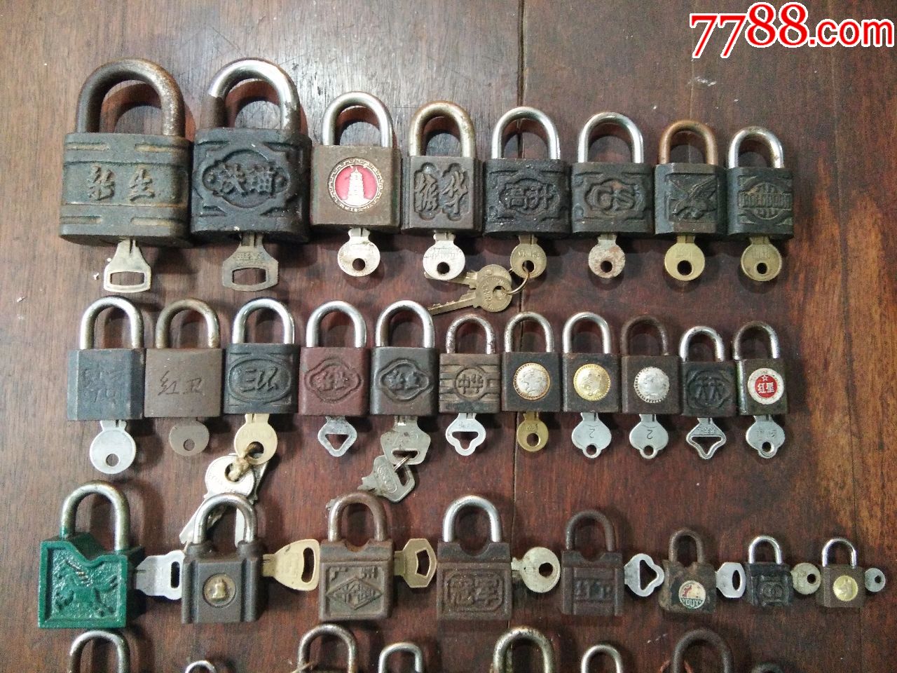 老铁锁老铜锁外国老锁文革锁铁皮锁小锁头老钥匙