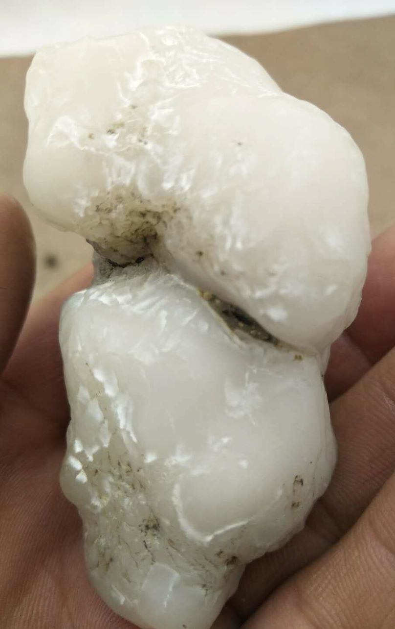 132克新疆哈密奶油蛋白玉