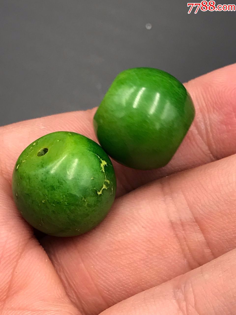 16毫米纯天然原矿三无绿松石郧西料菜籽绿鼓珠配饰一对保真假一赔万