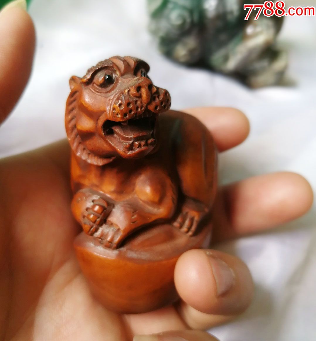 雕刻师石川雕刻.黄杨木,狮子把件.几十年-木雕挂件-7788收藏