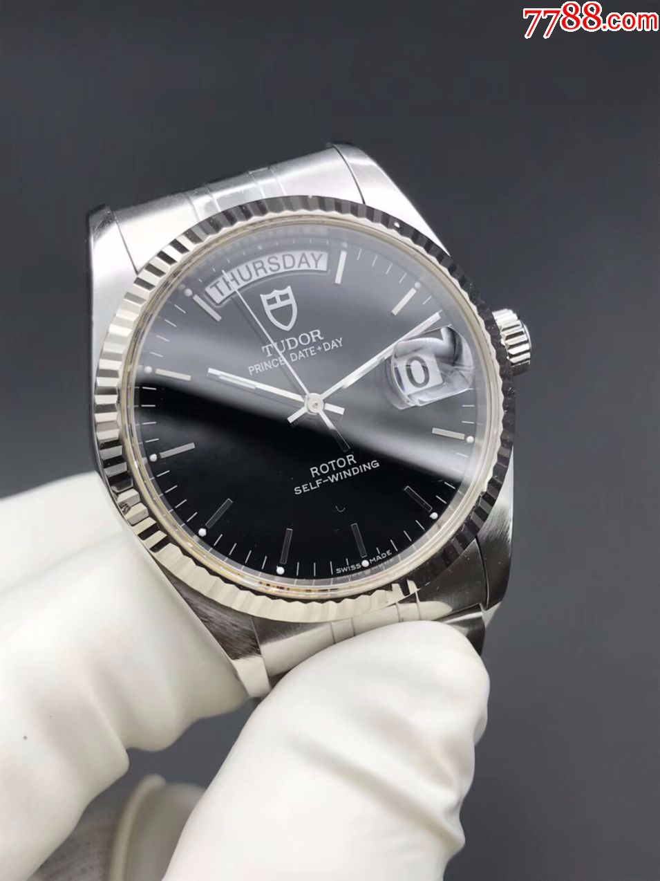 帝舵王子型星期日历表系列76214-62480男表