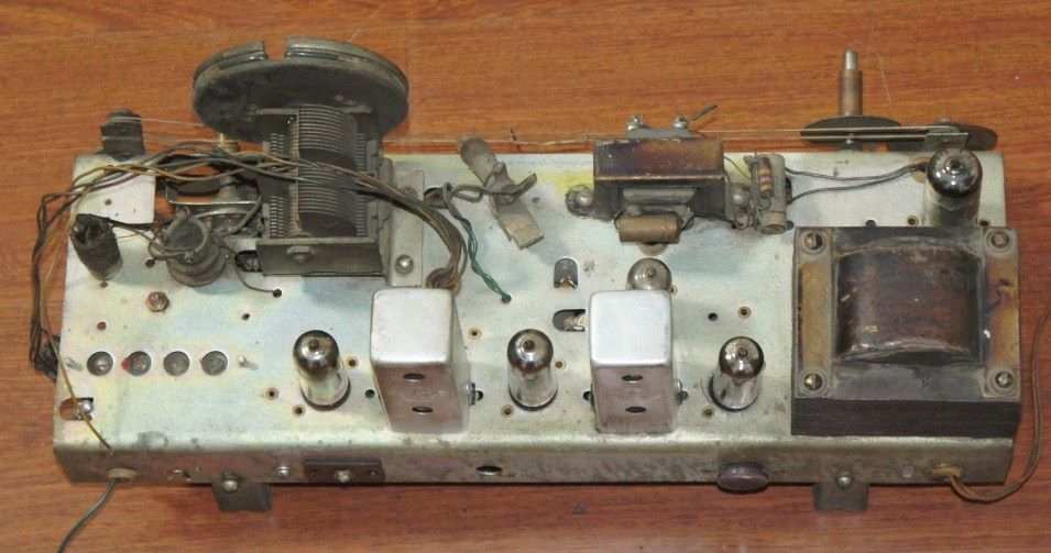 美多663-2-6电子管收音机机芯