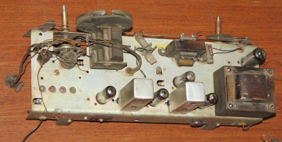 美多663-2-6电子管收音机机芯