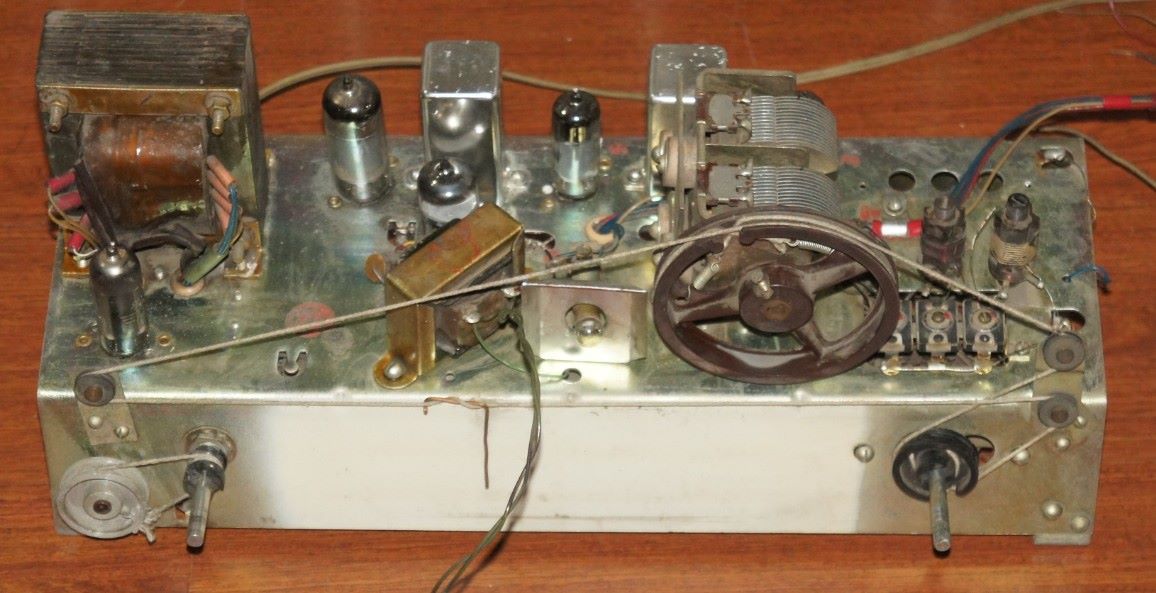 美多663-2-6电子管收音机机芯