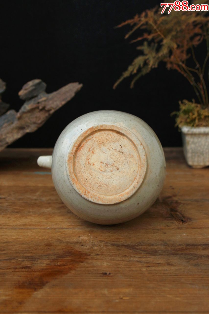 【品名】:宋湘湖窑影青釉执壶