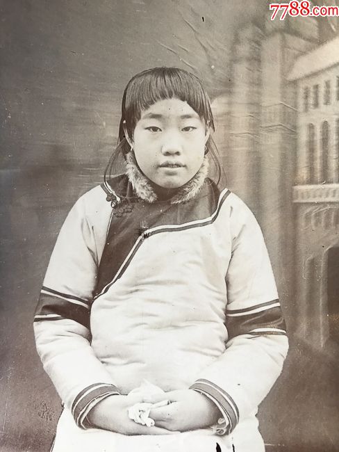 清代女孩女青年个人端庄原版蛋清老照片相片