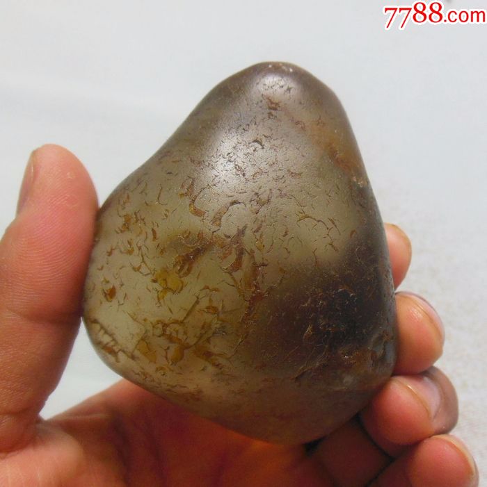 新疆黑宝石光原石