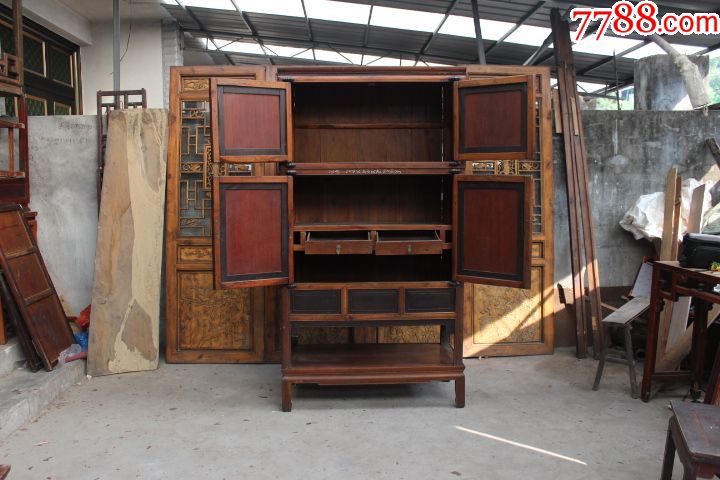 6081529n.jpg