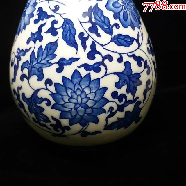 管仲酒业款青花瓷空酒瓶